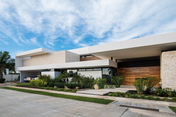 eksterior rumah mewah.jpg