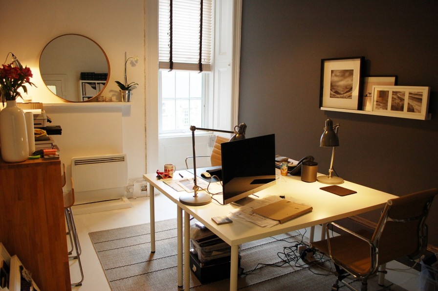 desain interior kantor kecil 2023.jpg