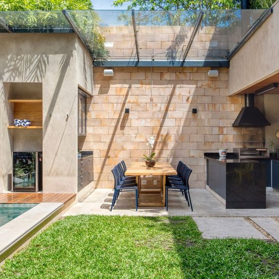 Taman Kering Belakang Rumah